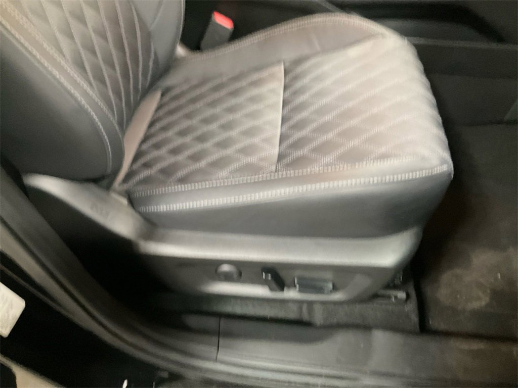 Used 2023 Mitsubishi Outlander SEL image 18