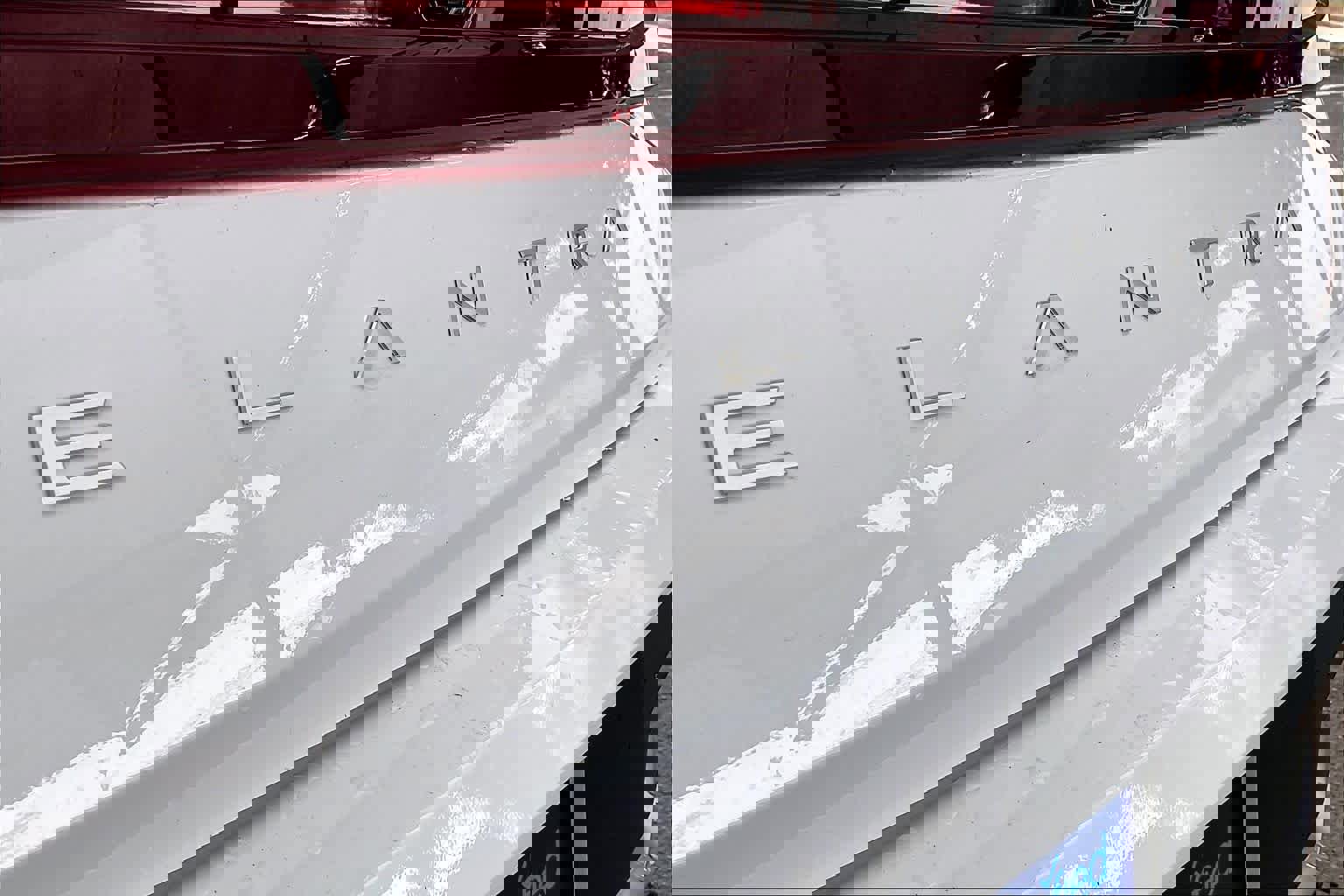 Certified 2025 Hyundai Elantra Sport image 10