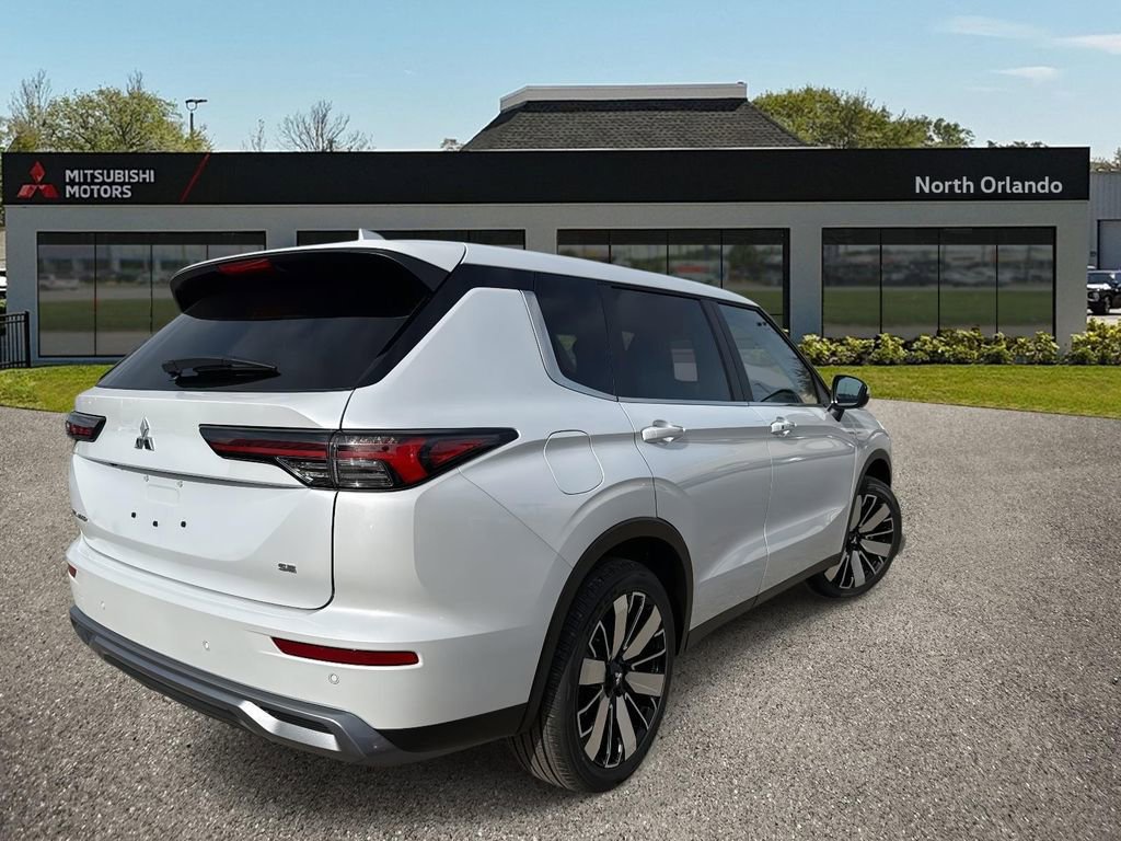 New 2026 Mitsubishi Outlander SE image 6