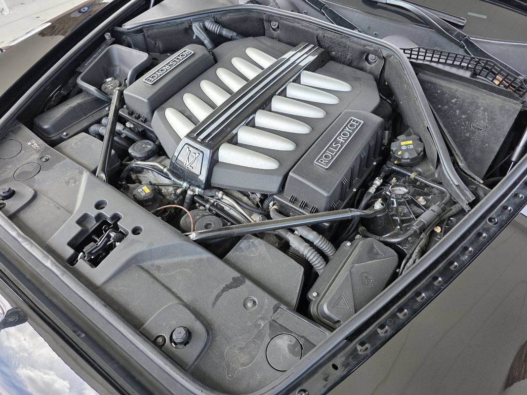 Used 2016 Rolls-Royce Ghost RWD image 34