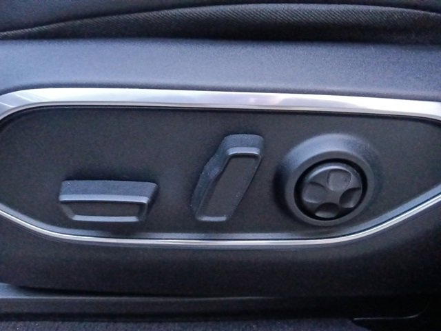 Used 2022 Jeep Wagoneer Series III w/ Premium Group I image 16