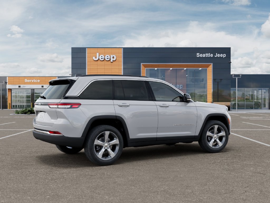 New 2026 Jeep Grand Cherokee Limited w/ Trailer Tow Package AWD/4WD image 5