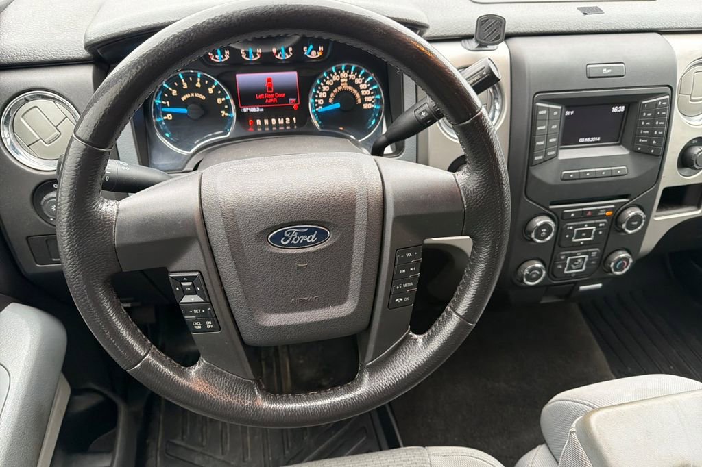 Used 2014 Ford F150 XLT w/ XLT Chrome Package image 13