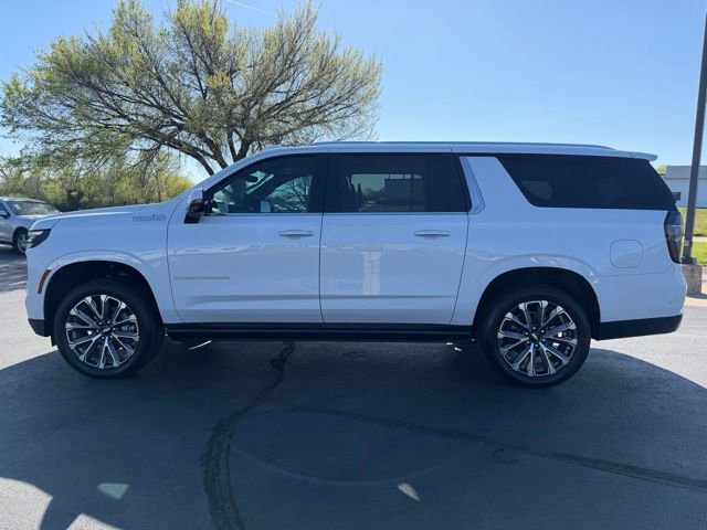 New 2026 Chevrolet Suburban High Country image 4