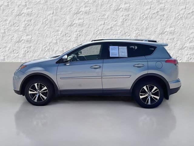 Used 2018 Toyota RAV4 XLE image 6