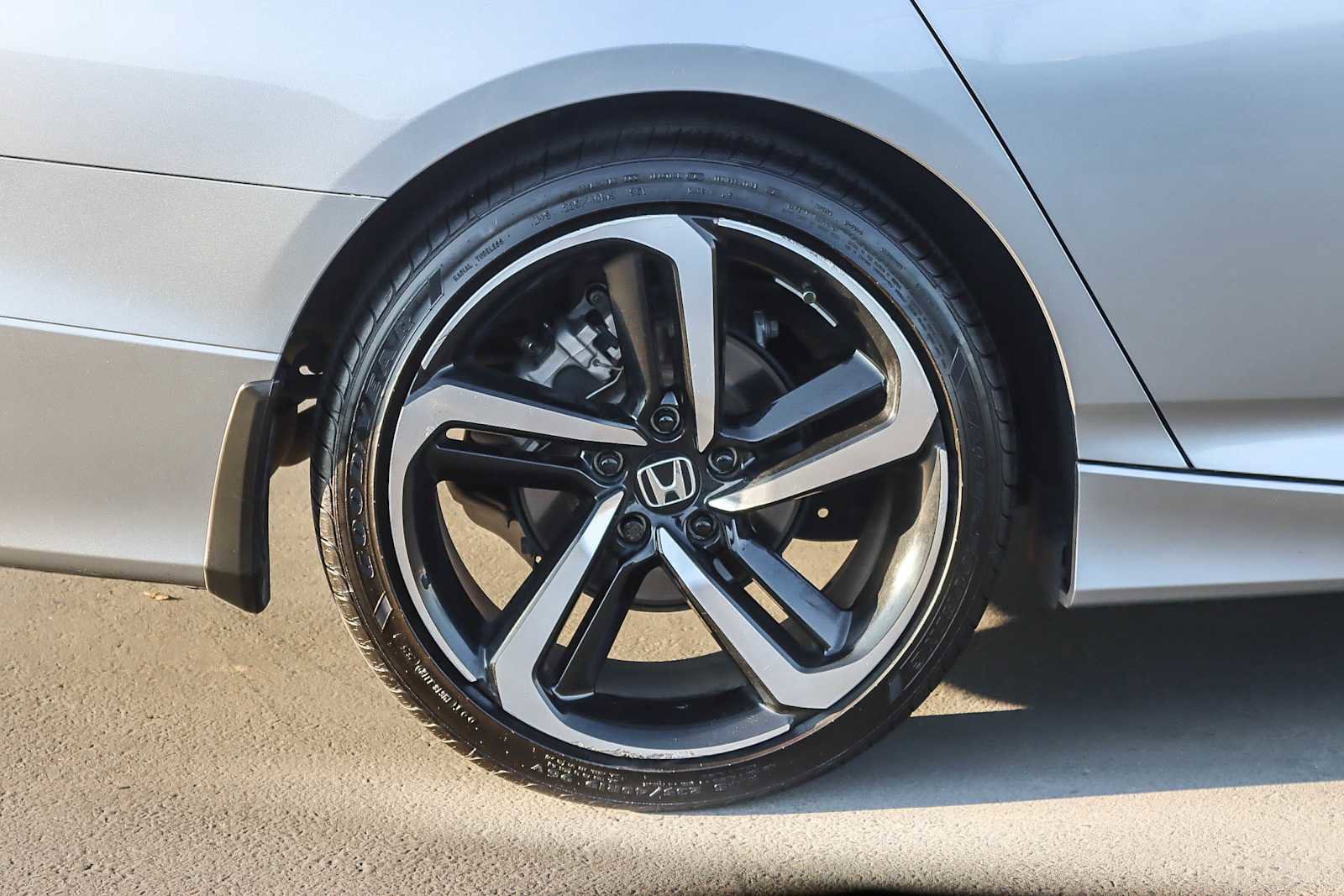 Used 2021 Honda Accord Sport Special Edition image 8