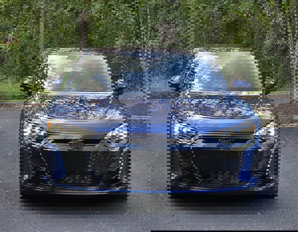 Used 2022 Audi RS e-tron GT w/ Carbon Performance Package image 9