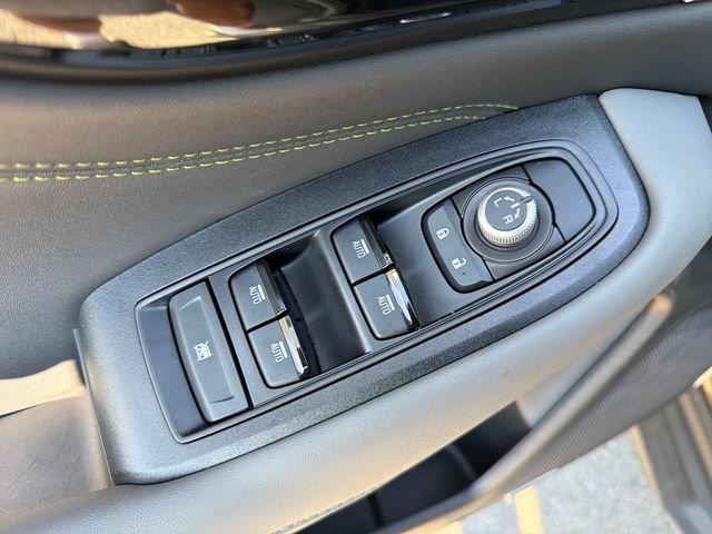 Certified 2025 Subaru Outback Onyx Edition AWD/4WD image 18