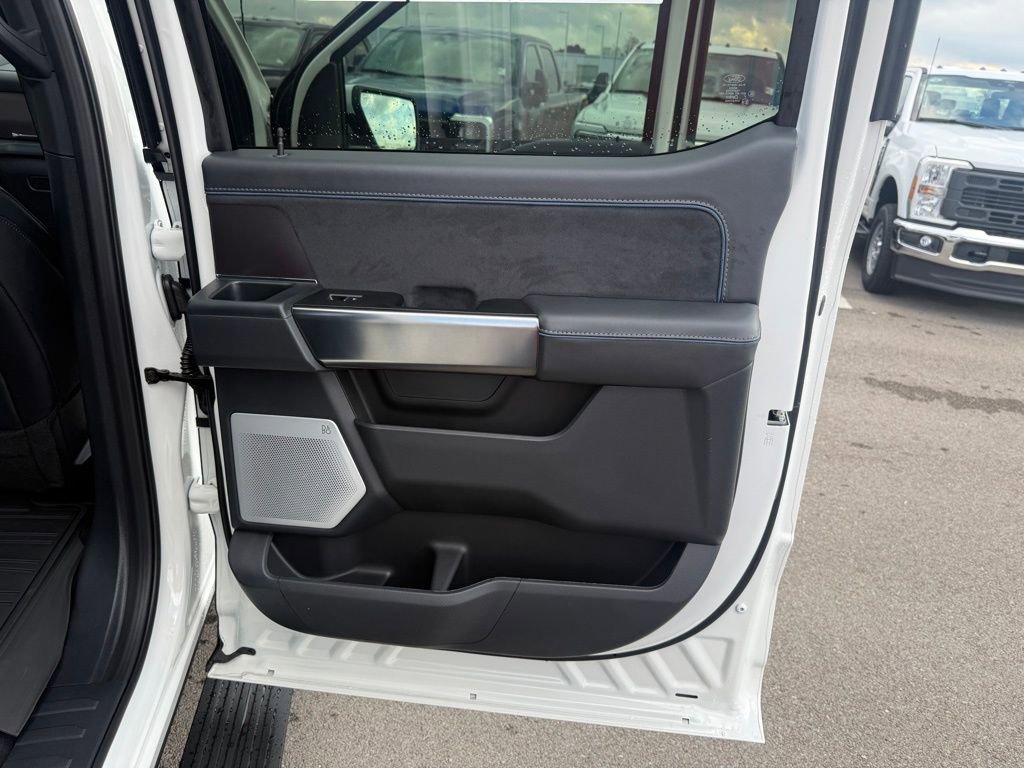 New 2025 Ford F150 Platinum w/ Equipment Group 702A High image 19