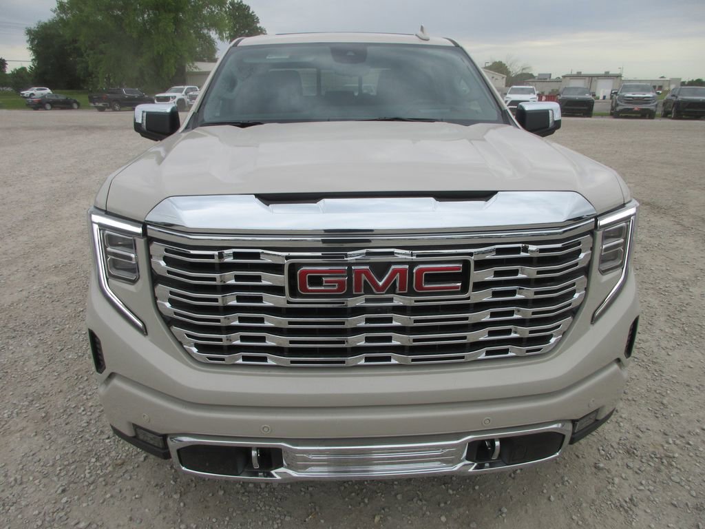 New 2026 GMC Sierra 1500 Denali w/ Denali Reserve Package AWD/4WD image 12