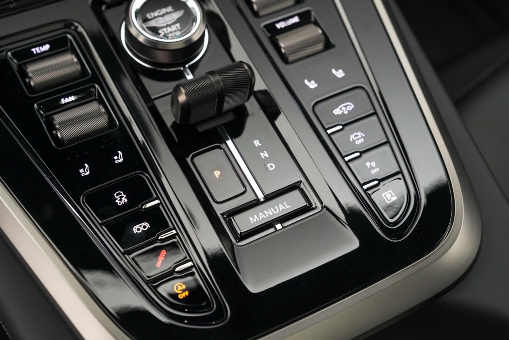 New 2026 Aston Martin DBX S image 35