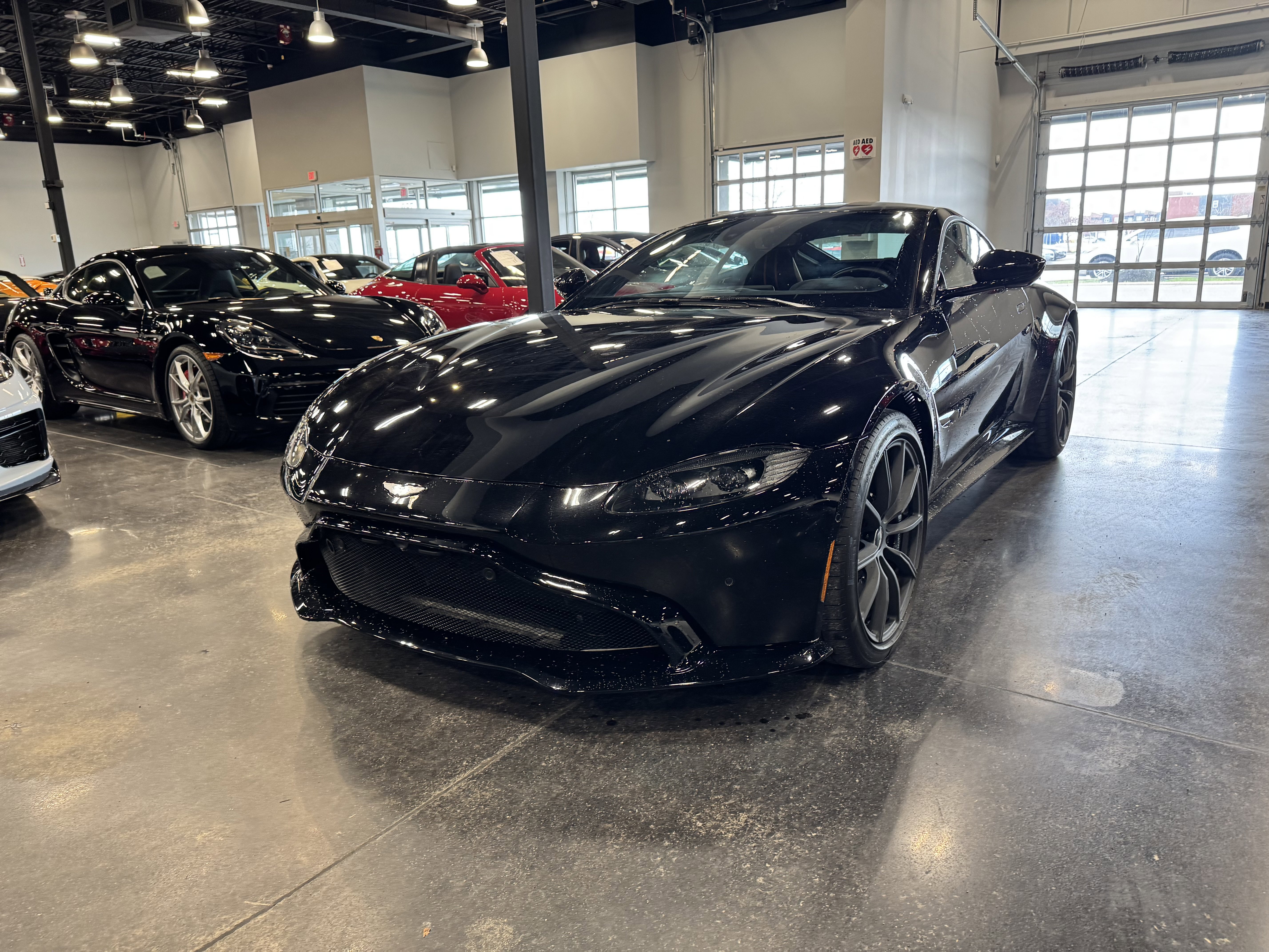 Used 2020 Aston Martin V8 Vantage Coupe image 8