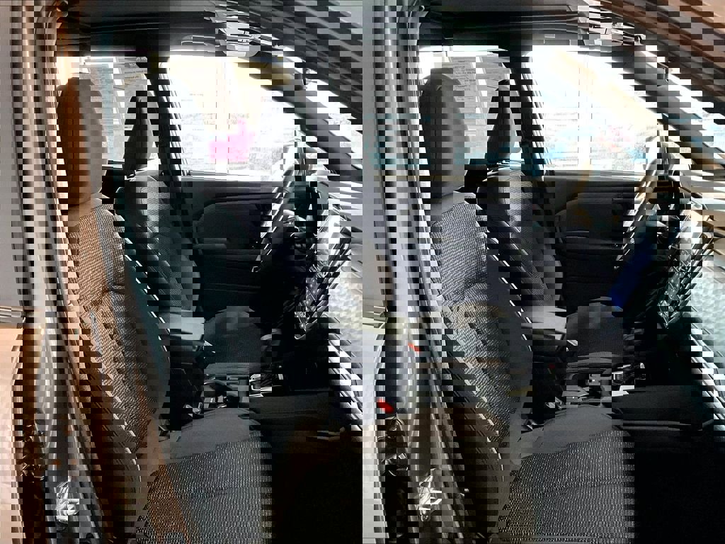 Used 2025 Subaru Forester Premium AWD/4WD image 11