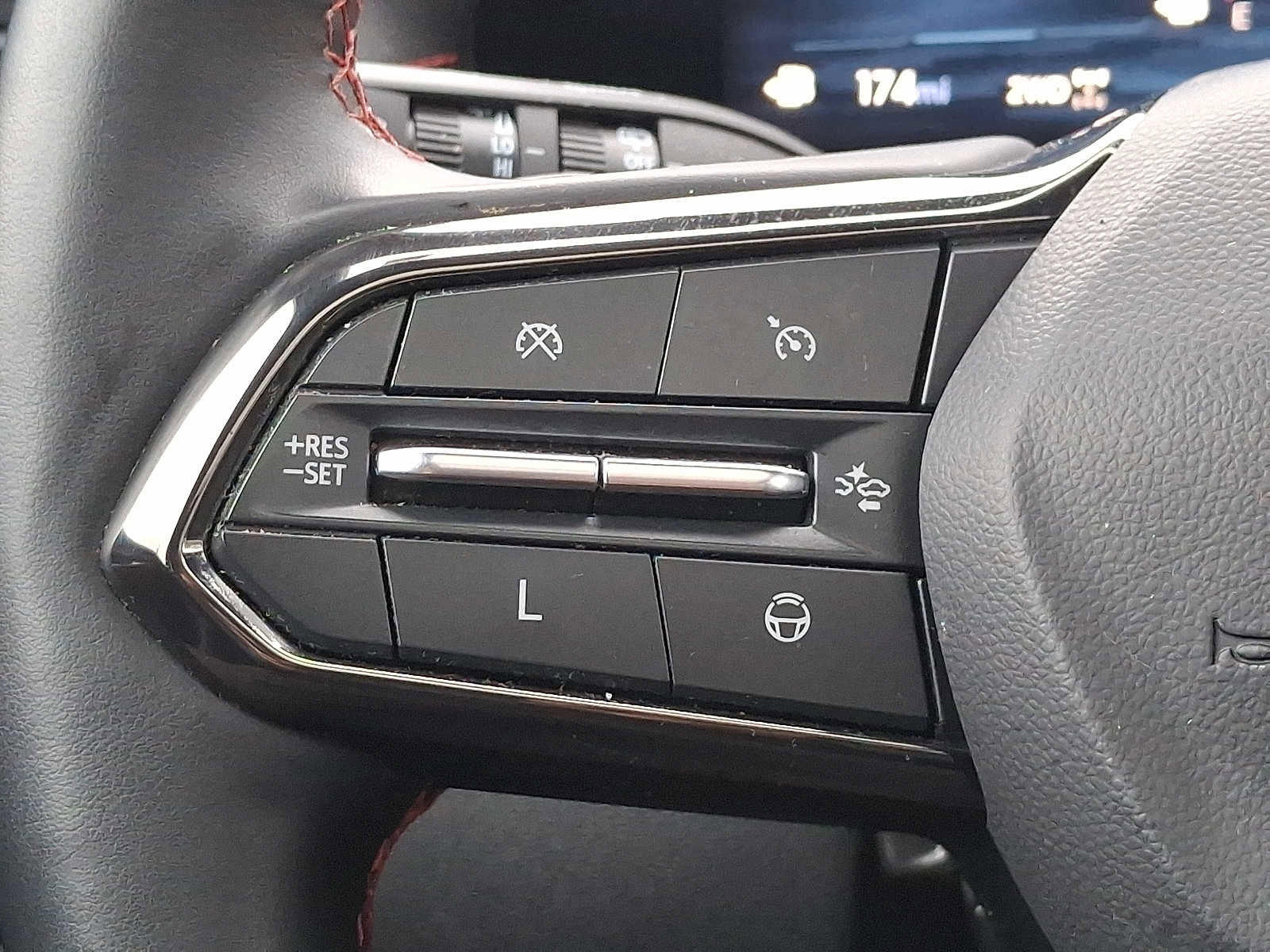 Used 2024 Chevrolet Traverse RS w/ LPO, Floor Liner Package image 22