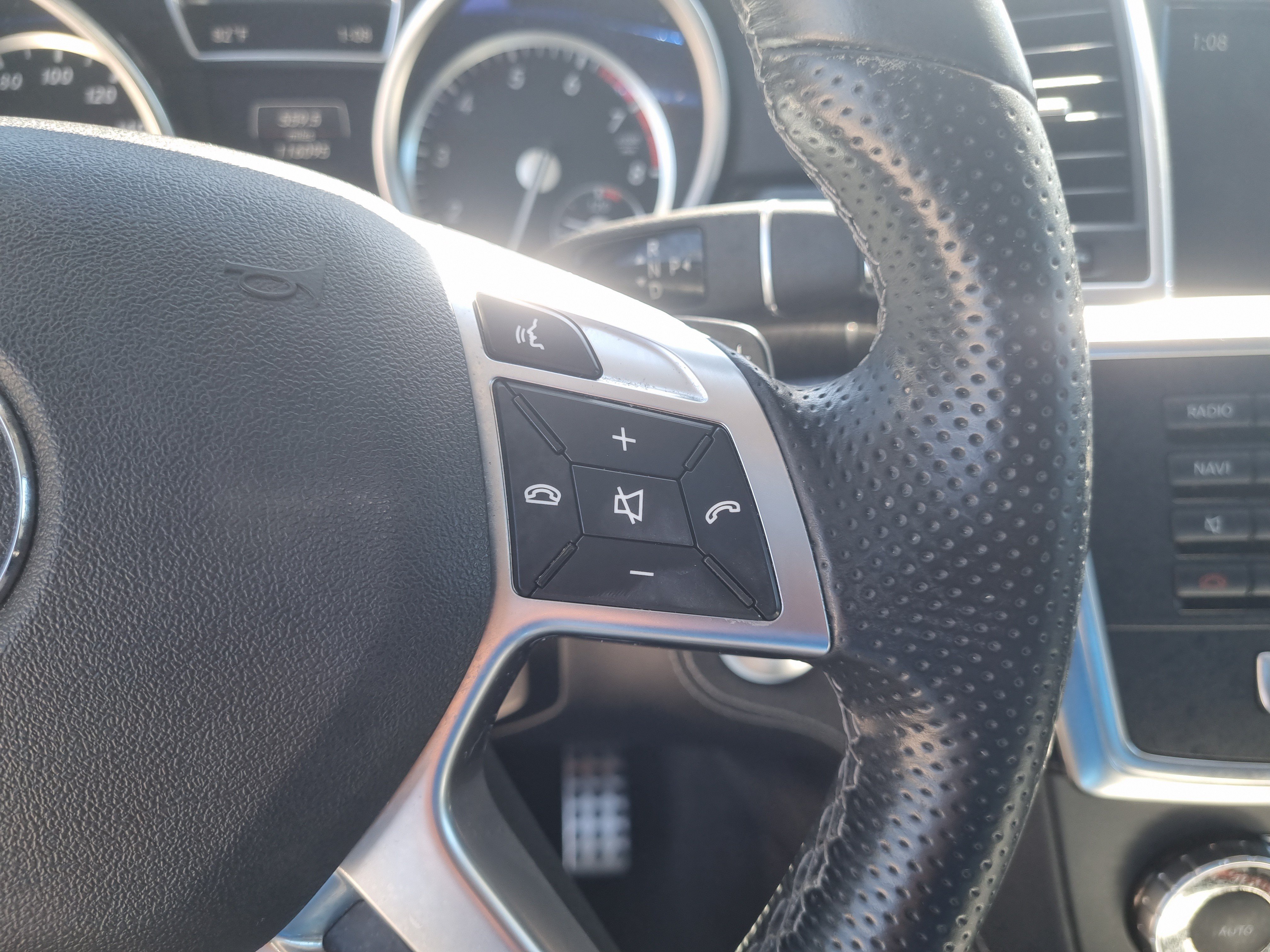 Used 2014 Mercedes-Benz ML 550 4MATIC image 29