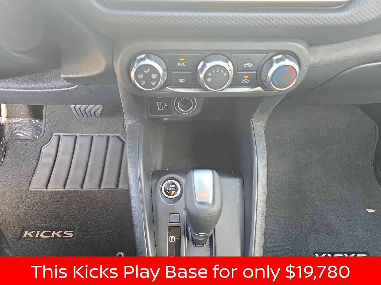 Used 2025 Nissan Kicks Play S image 28