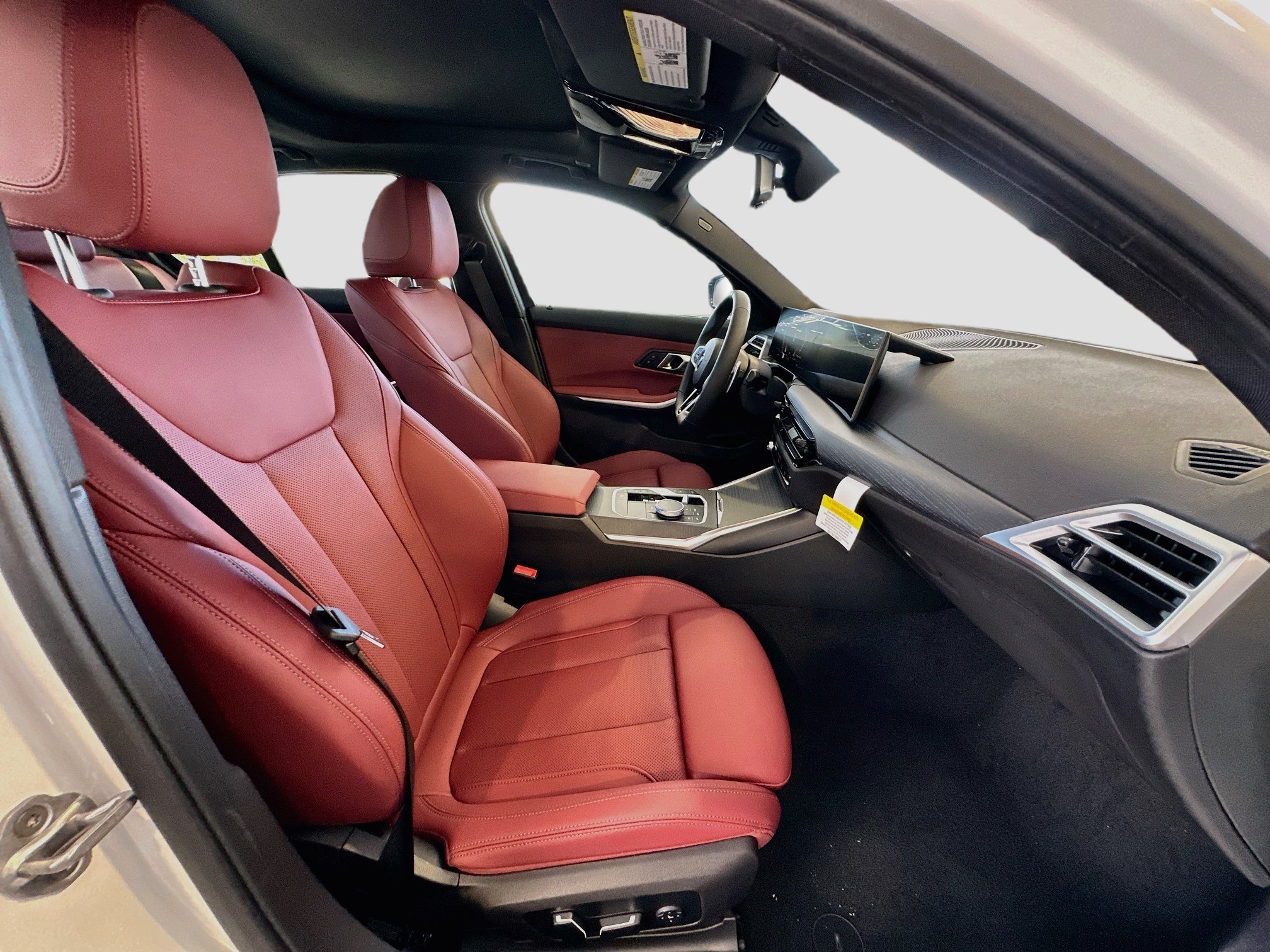 New 2026 BMW 330i Sedan w/ M Sport Package RWD image 17