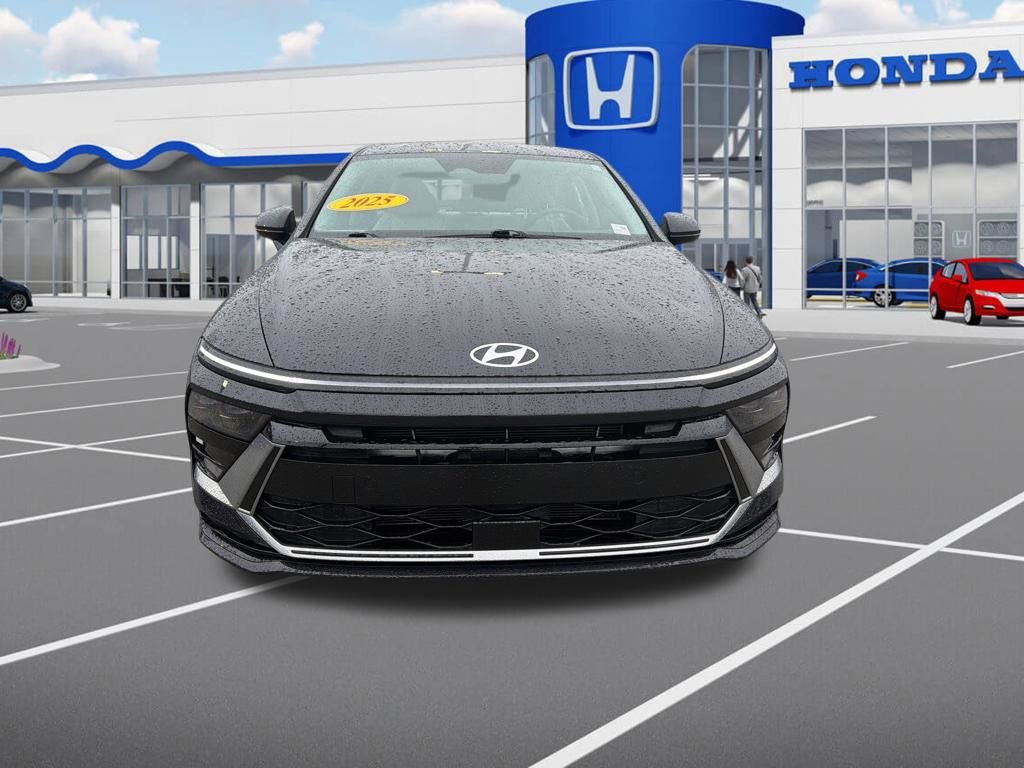 Used 2025 Hyundai Sonata SEL image 2