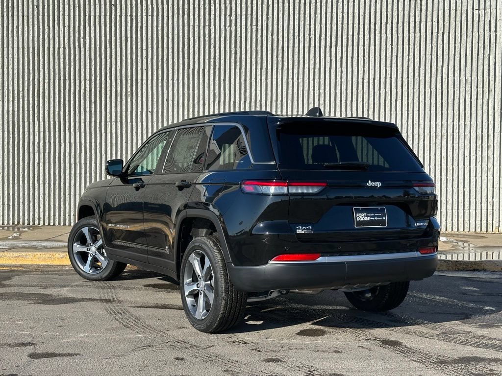 New 2026 Jeep Grand Cherokee Limited AWD/4WD image 3
