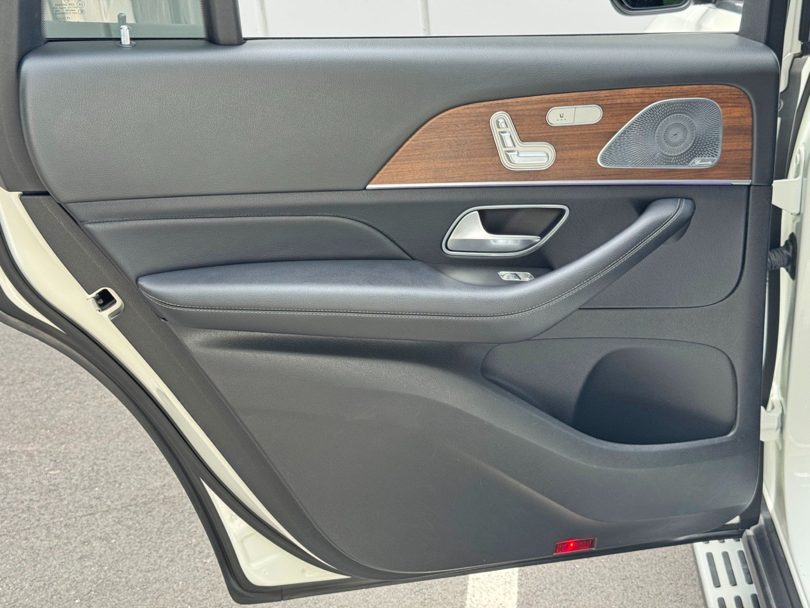 Used 2020 Mercedes-Benz GLS 450 4MATIC image 47