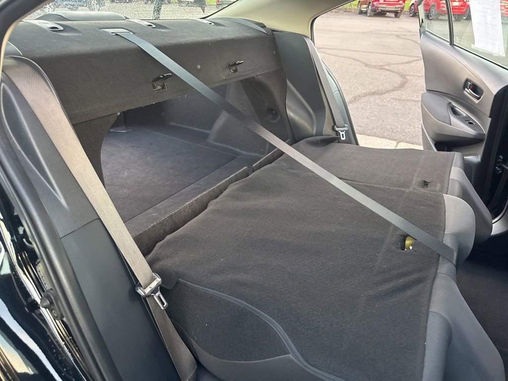 Used 2023 Toyota Corolla LE image 18