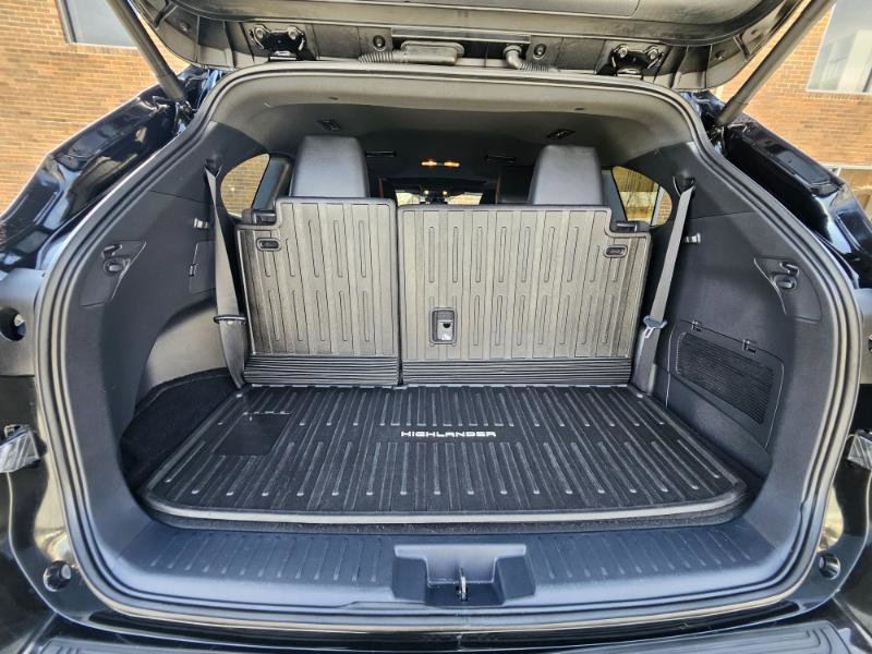 Used 2024 Toyota Highlander XSE FWD image 83