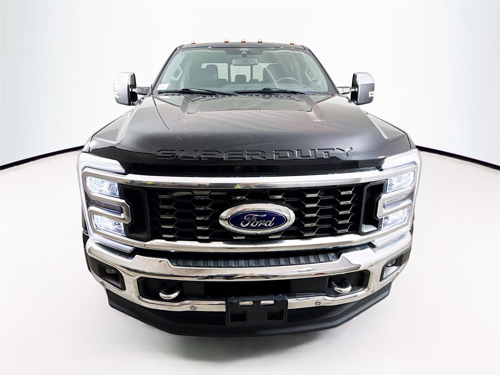 Used 2024 Ford F450 Lariat w/ Lariat Ultimate Package image 9