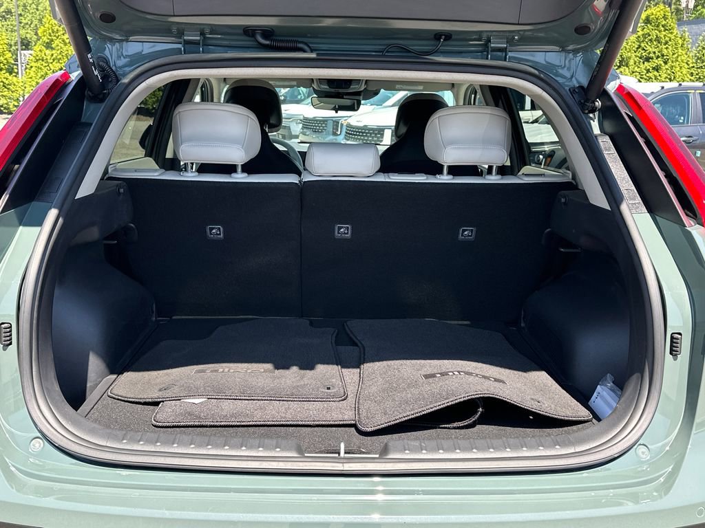 Certified 2023 Kia Niro Wind w/ Wind Preserve Package FWD image 6