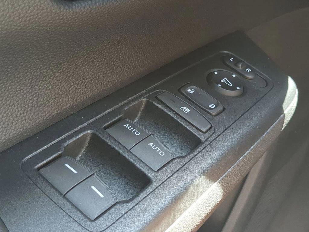 Used 2024 Honda CR-V EX image 21
