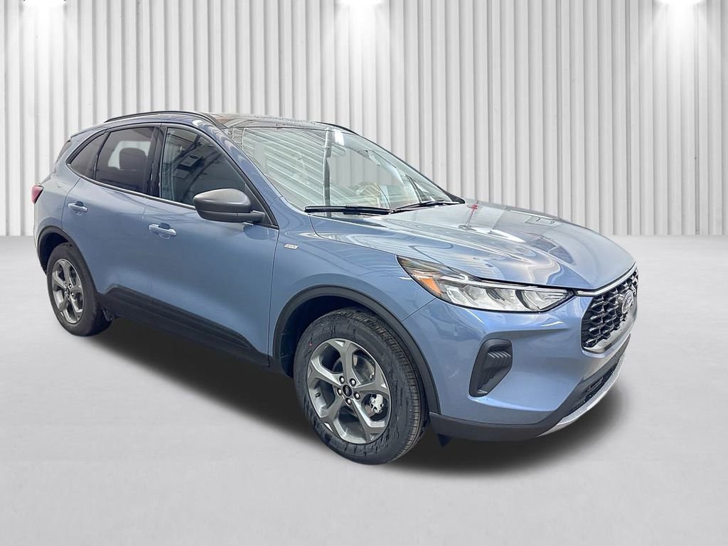 New 2026 Ford Escape ST-Line w/ Tech Pack #1 image 2