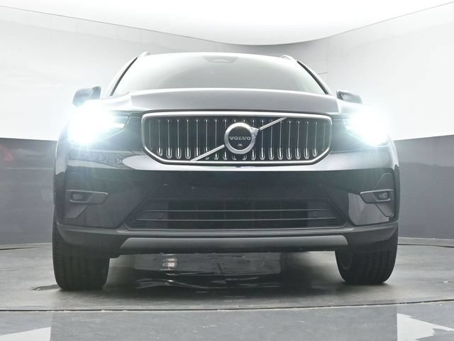 Used 2023 Volvo XC40 B5 Ultimate w/ Protection Package Premier AWD/4WD image 37