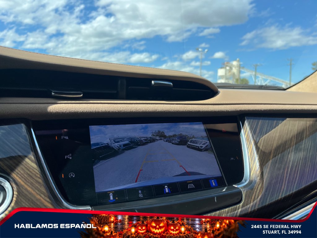 Used 2023 Cadillac XT6 Premium Luxury w/ Platinum Package AWD/4WD image 32