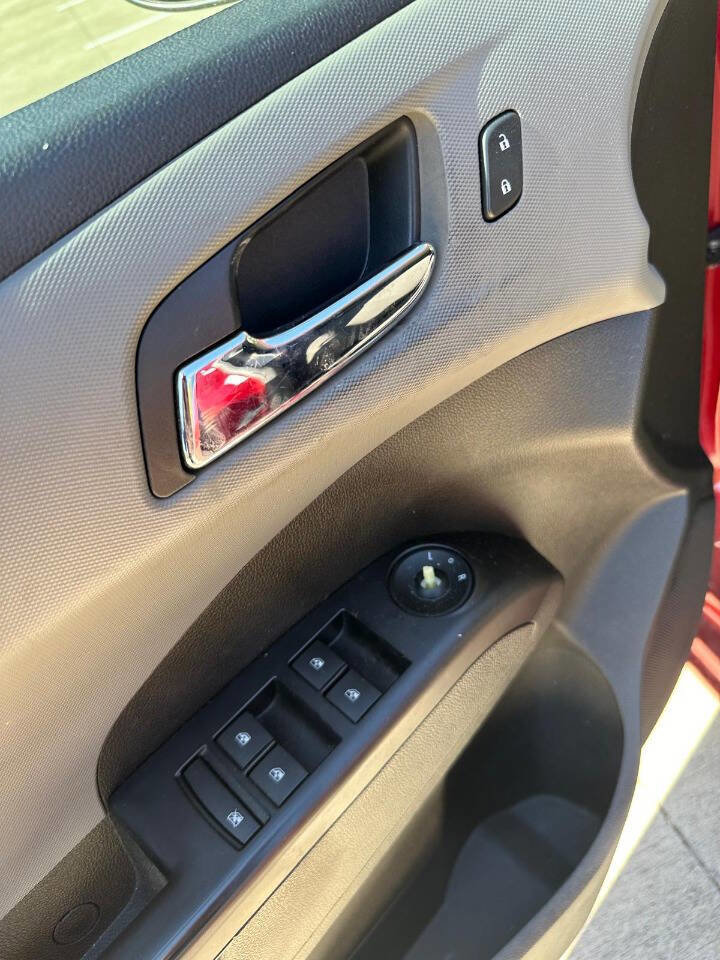 Used 2019 Chevrolet Sonic LT w/ Convenience Package image 33