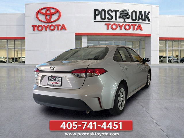Used 2024 Toyota Corolla LE FWD image 5