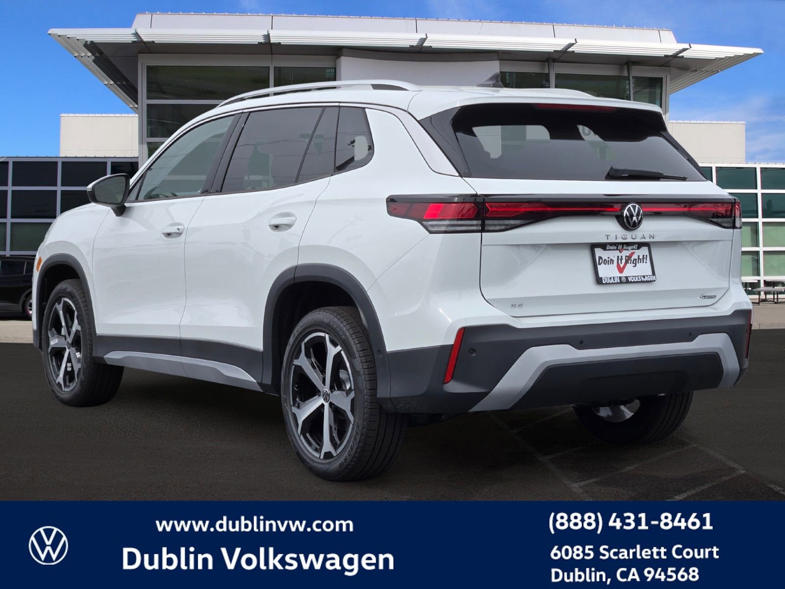 New 2026 Volkswagen Tiguan SE AWD/4WD image 6