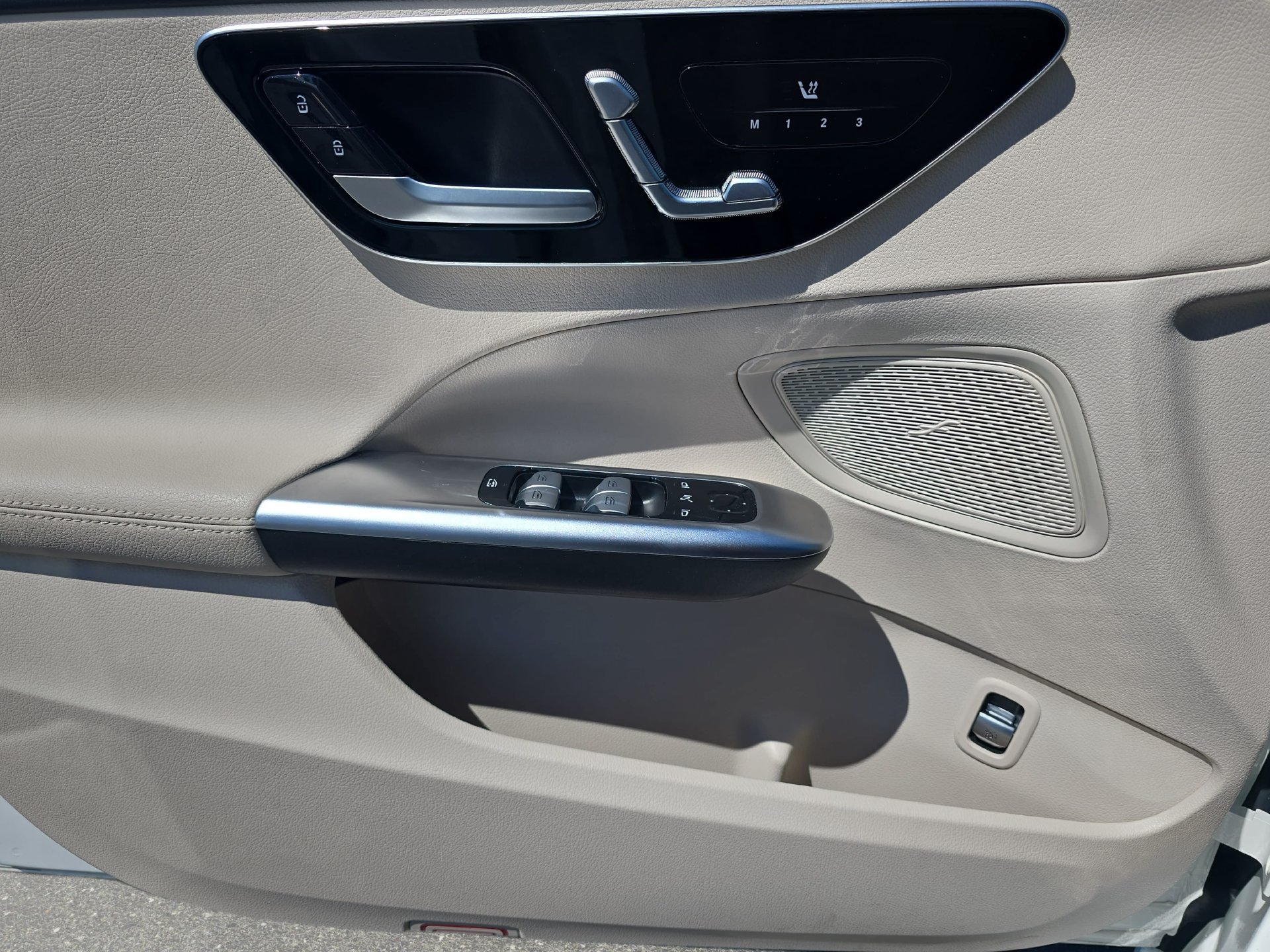 Used 2024 Mercedes-Benz C 300 4MATIC Sedan image 26