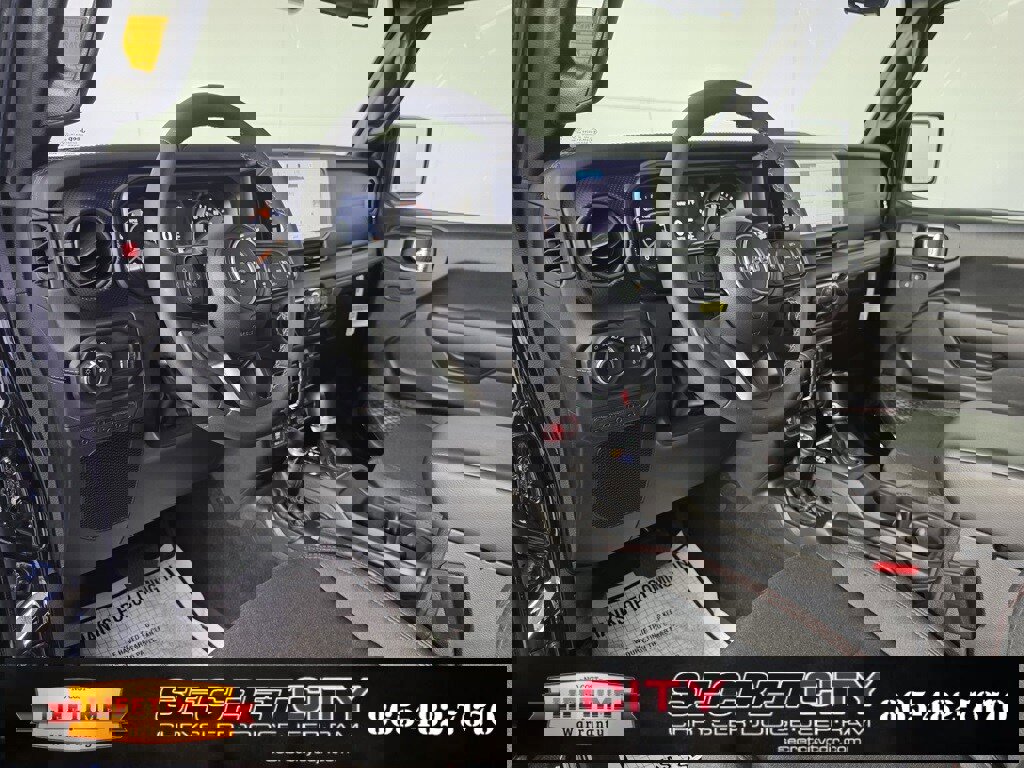 New 2025 Jeep Wrangler Unlimited Rubicon w/ Steel Bumper Group image 11