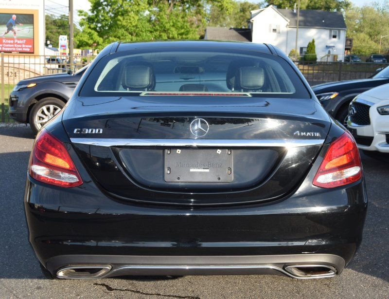 Used 2016 Mercedes-Benz C 300 4MATIC Sedan image 13