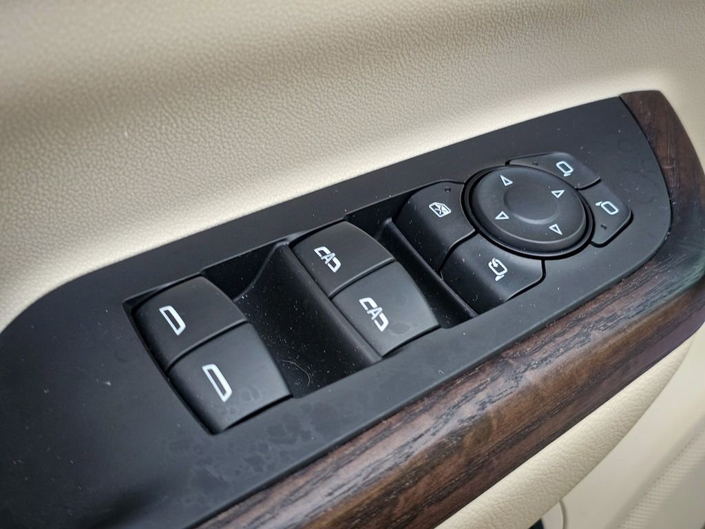 Certified 2023 GMC Acadia Denali w/ Denali Ultimate Package image 11