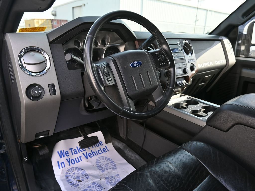 Used 2012 Ford F250 Lariat w/ Lariat Interior Pkg image 19