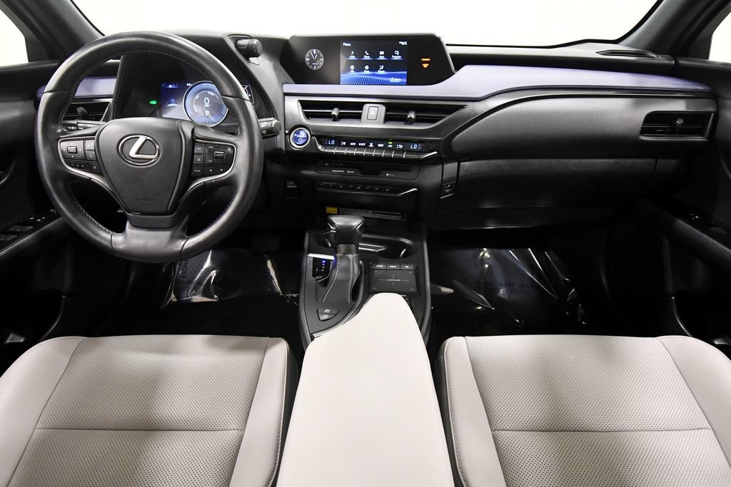 Used 2022 Lexus UX 250h w/ Premium Package AWD/4WD image 3