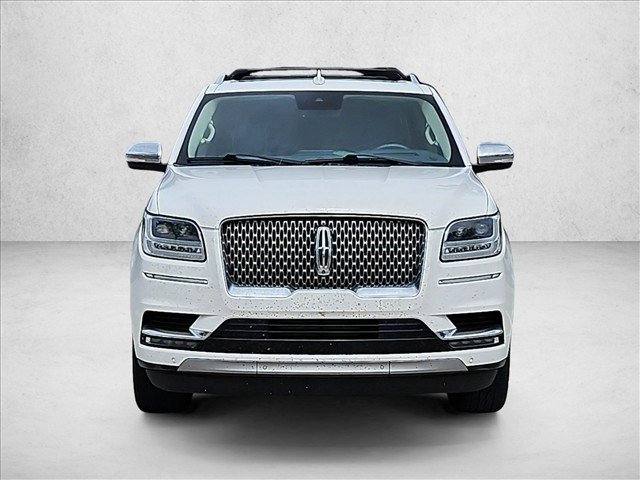 Used 2021 Lincoln Navigator Black Label w/ Cargo Convenience Package AWD/4WD image 2
