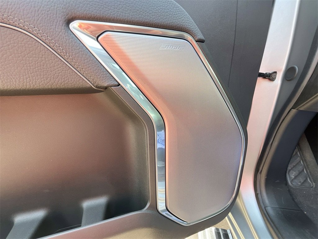 New 2025 GMC Sierra 2500 Denali w/ Denali Reserve Package image 17