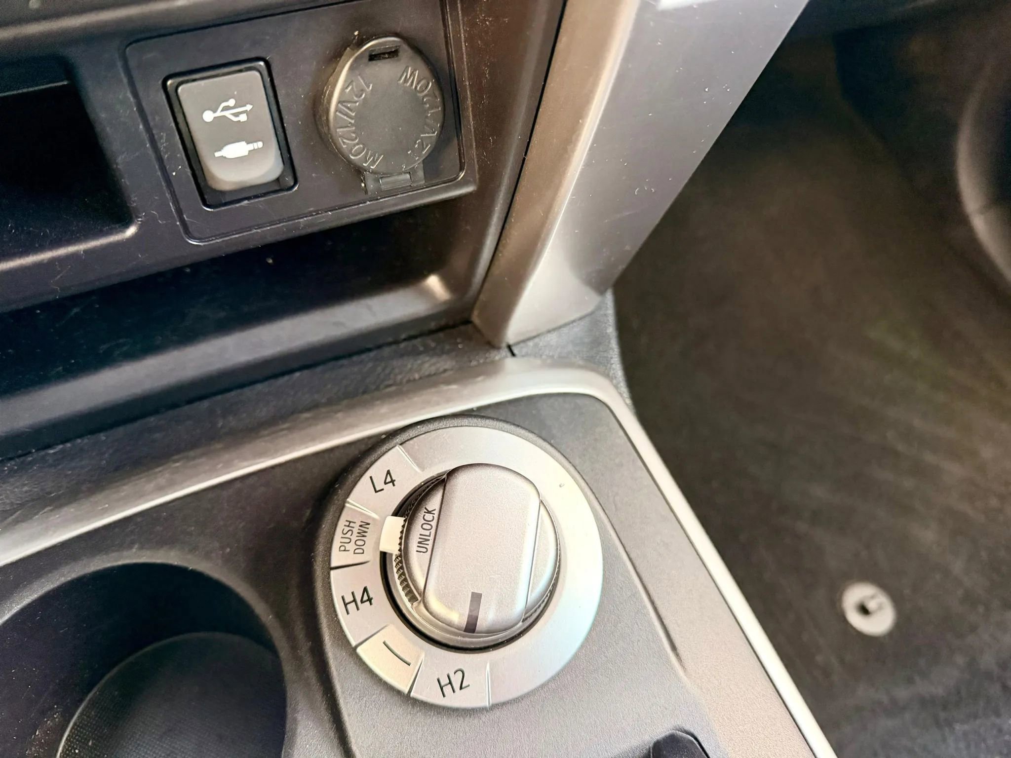 Used 2015 Toyota 4Runner 4WD image 15