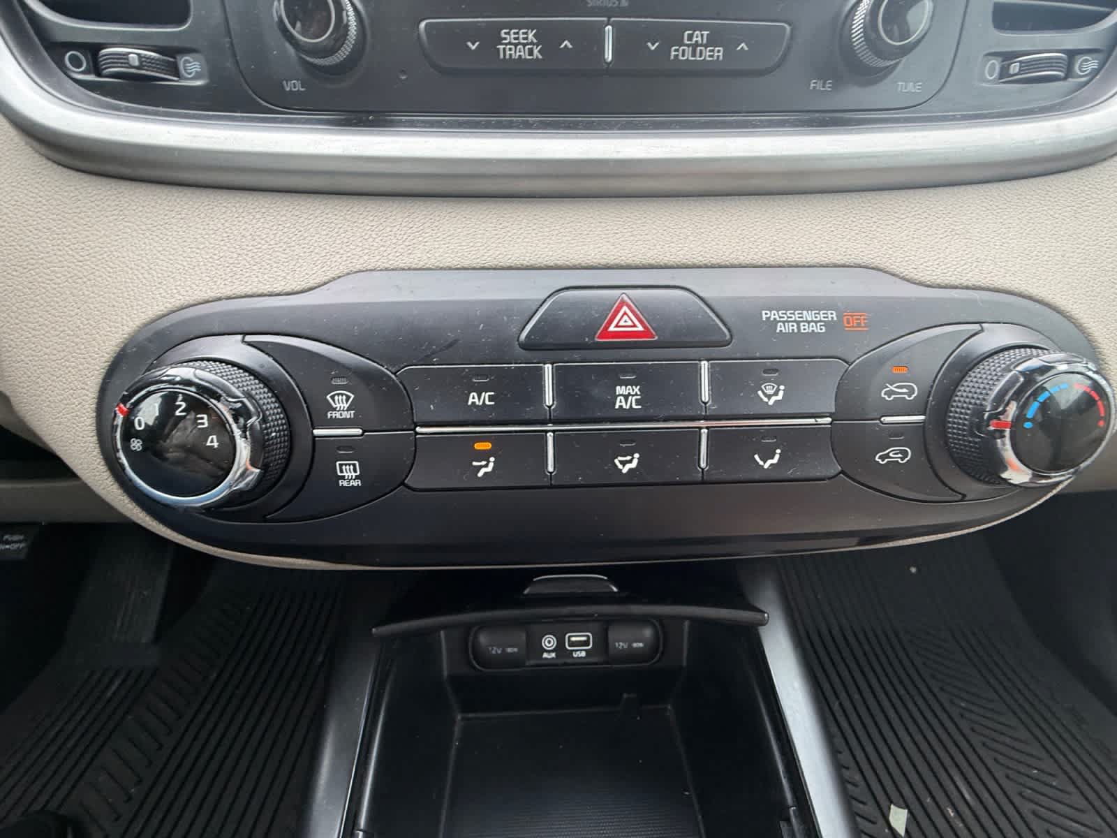 Used 2017 Kia Sorento LX FWD image 16