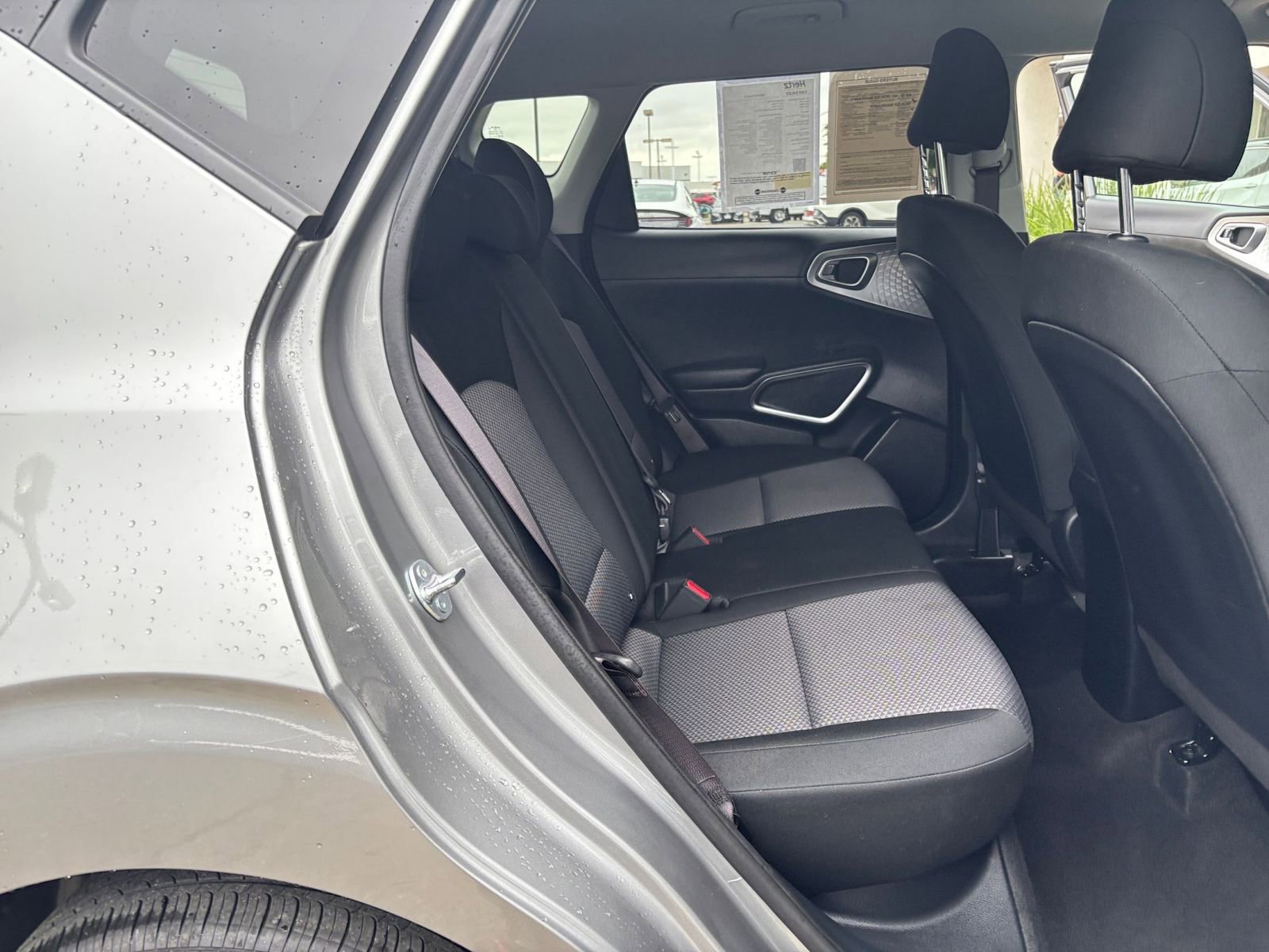 Used 2025 Kia Soul LX w/ LX Technology Package FWD image 39