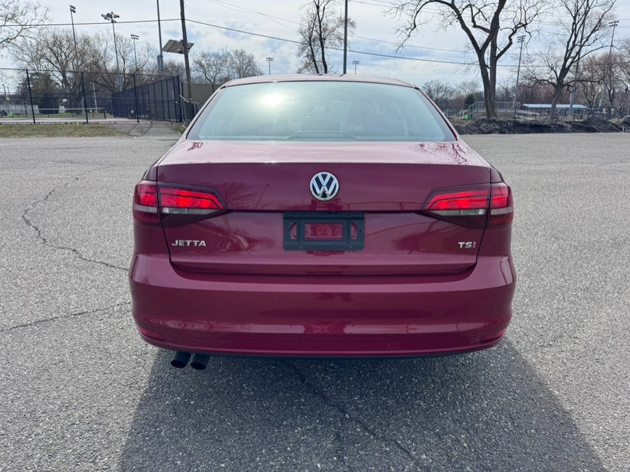 Used 2017 Volkswagen Jetta S image 6