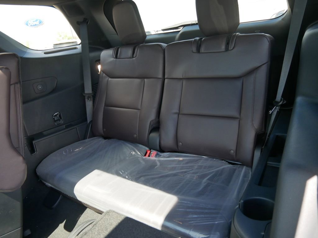 New 2026 Ford Explorer Platinum AWD/4WD image 12