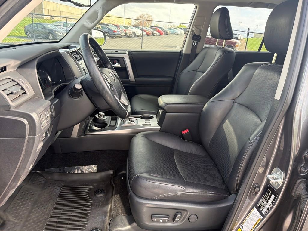 Used 2023 Toyota 4Runner Limited image 11