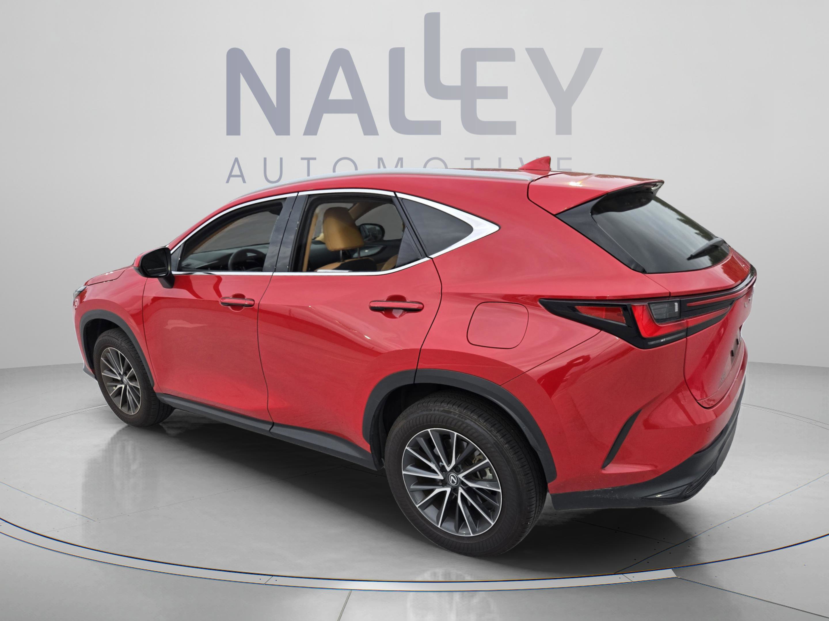 Used 2025 Lexus NX 250 FWD w/ Accessory Package (Z1) image 3